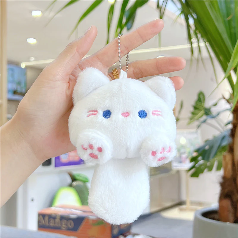 Söt kattnyckelring med plysch och pipsvans -  kawaii accessoar - Image 2