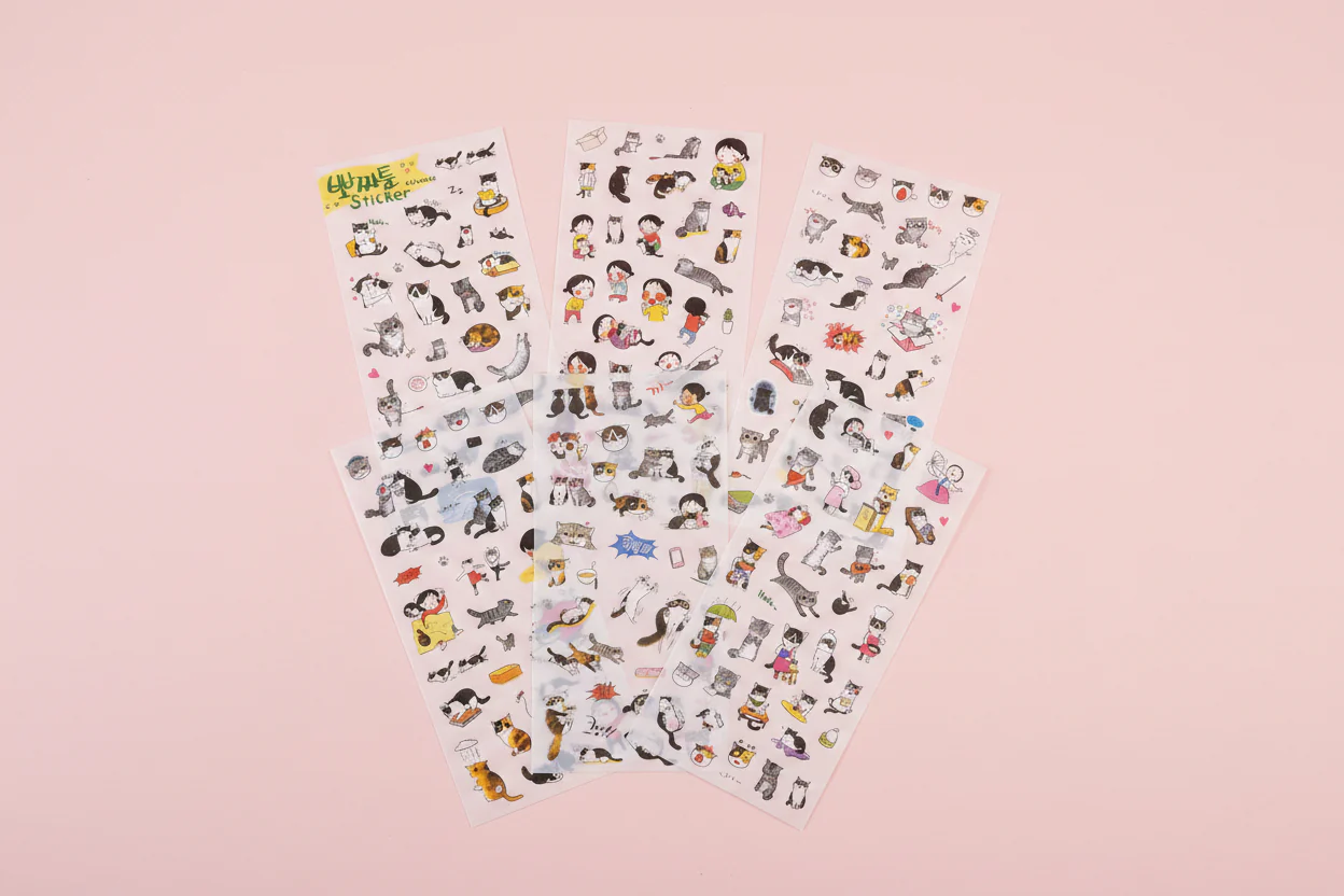 Sticker-set med söta katter - 6 ark kawaii stickers för pyssel och dekoration